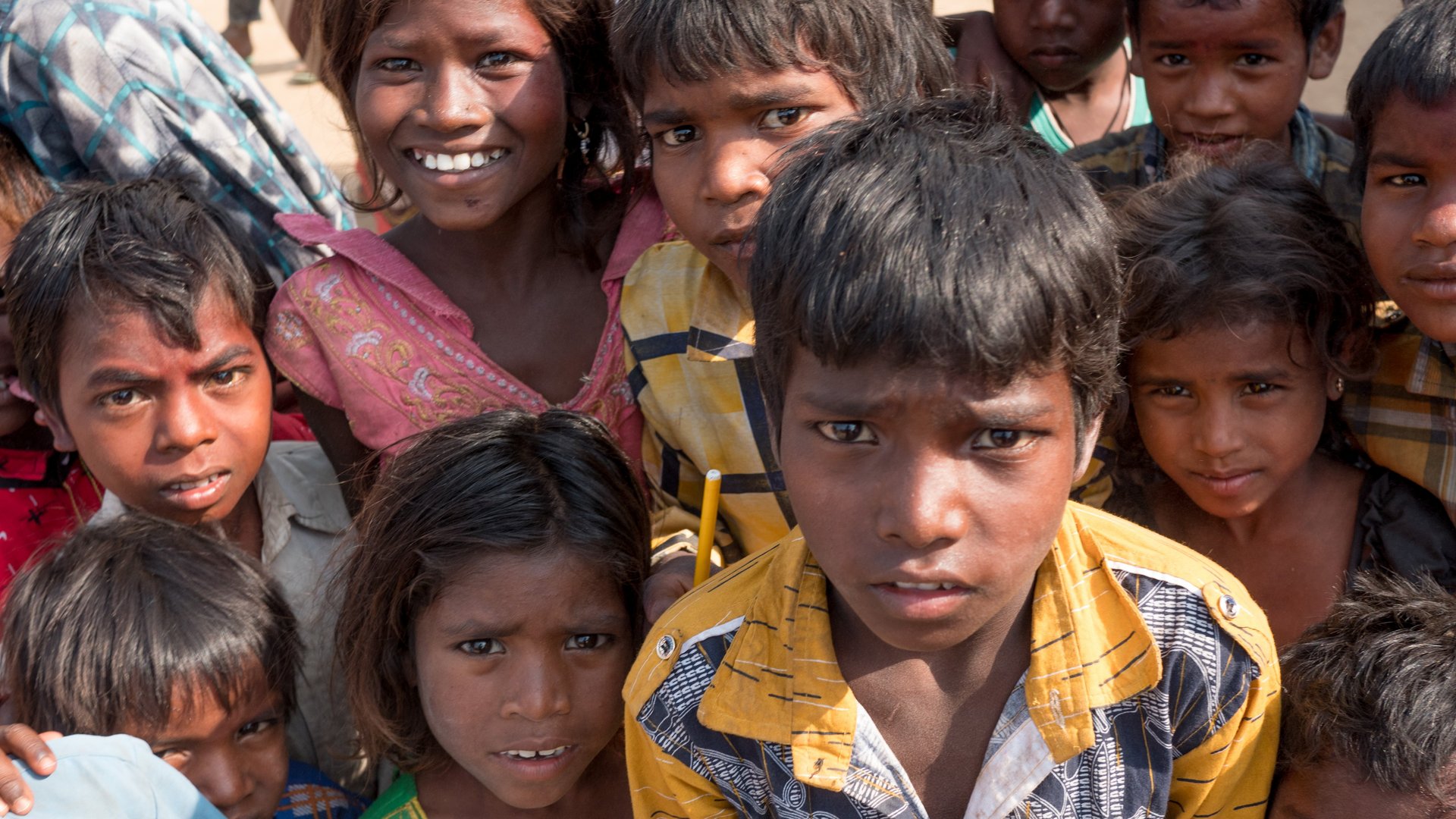 Indien: Kinder in einer Gruppe